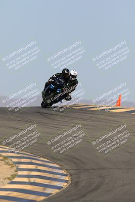 media/Mar-28-2022-Superbike Trackdays (Mon) [[b8603d0f67]]/Open Track Time/Turns 9 and 10/